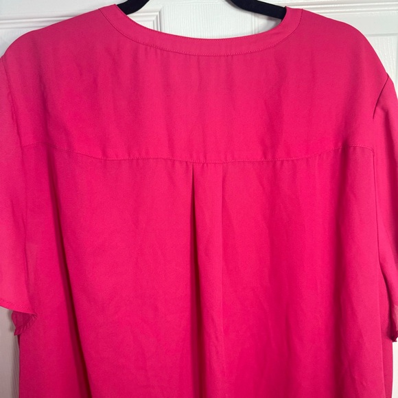 NWOT. Torrid Georgette Pullover bright pink Blouse. Size 4. georgette blouse - Picture 14 of 14